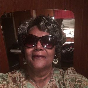 Meet your Posher, Mary anne